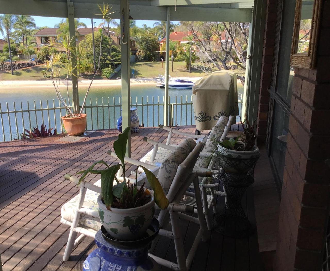 Plumosa On The Water 4*